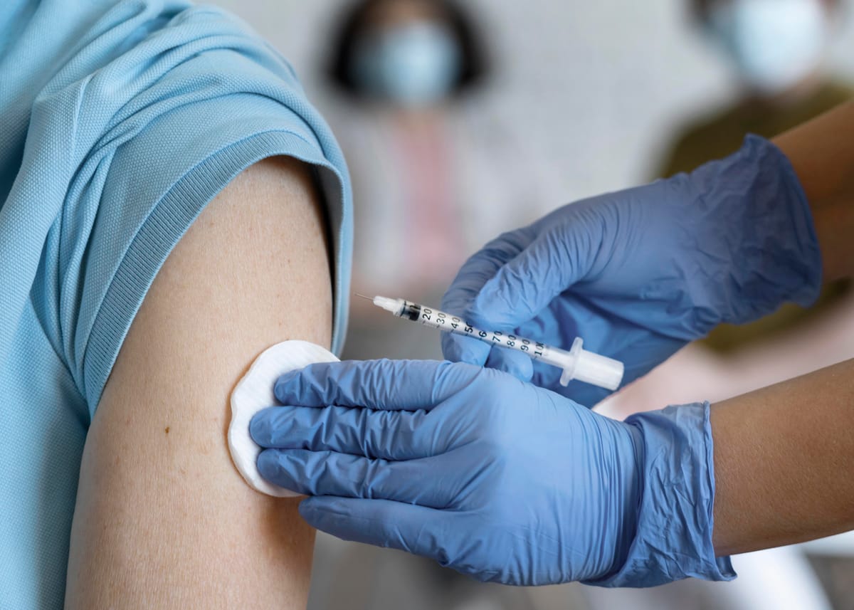 6 mitos sobre la vacuna de la influenza que debemos desmentir