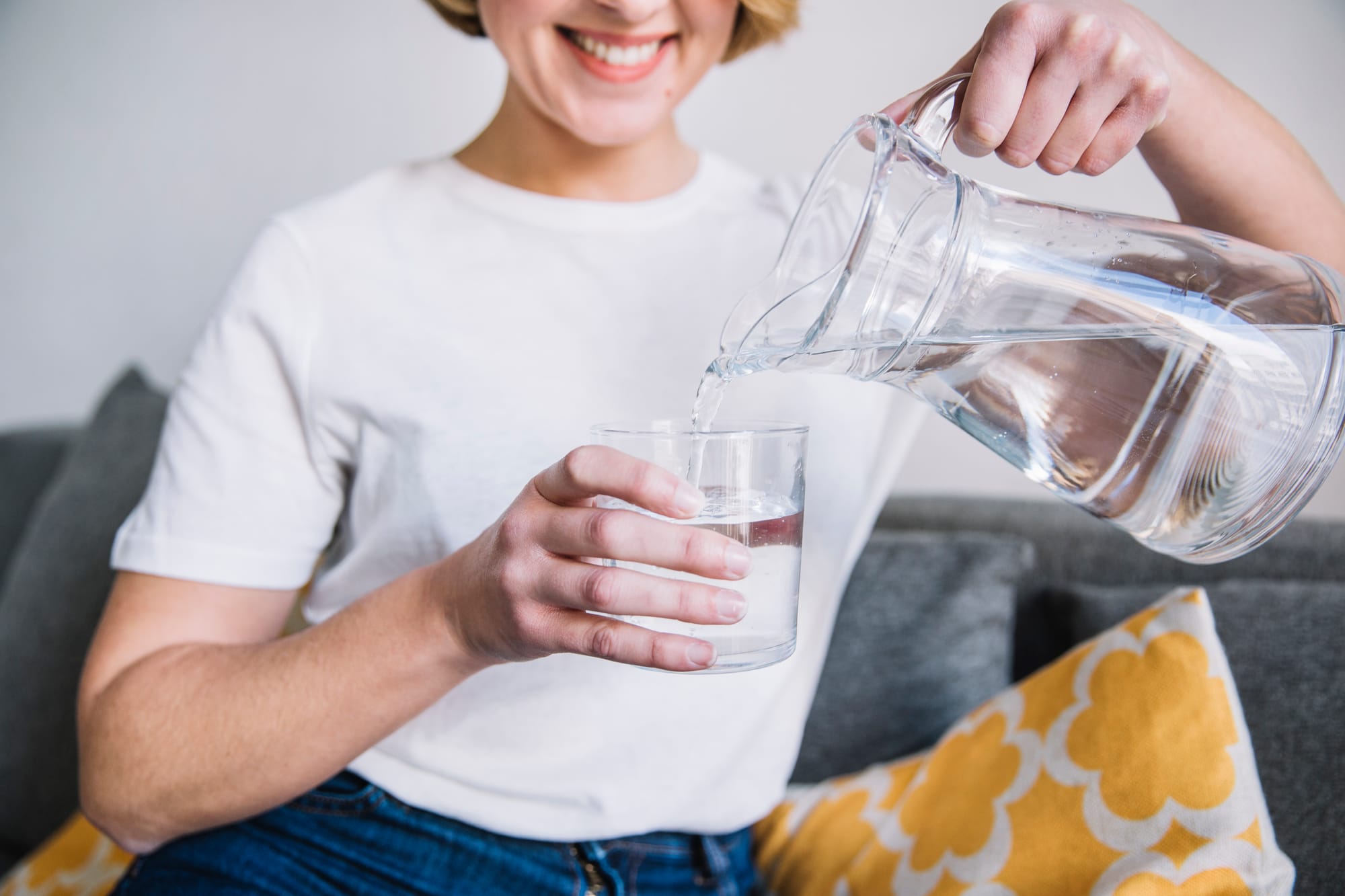 10 Beneficios De Tomar Agua Que A Menudo Olvidamos