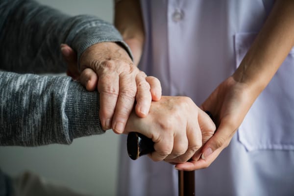 Los 5 síndromes geriátricos más comunes que debes conocer