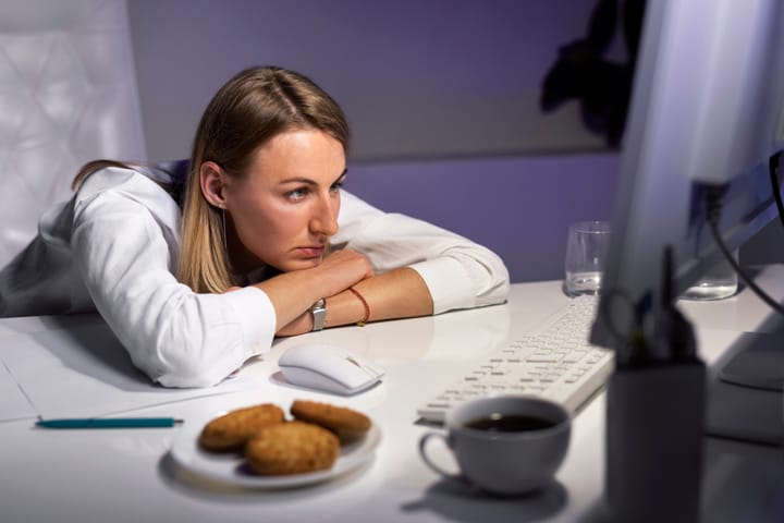 ¿Por qué da sueño después de comer? Motivos por los que quieres dormir luego de almorzar